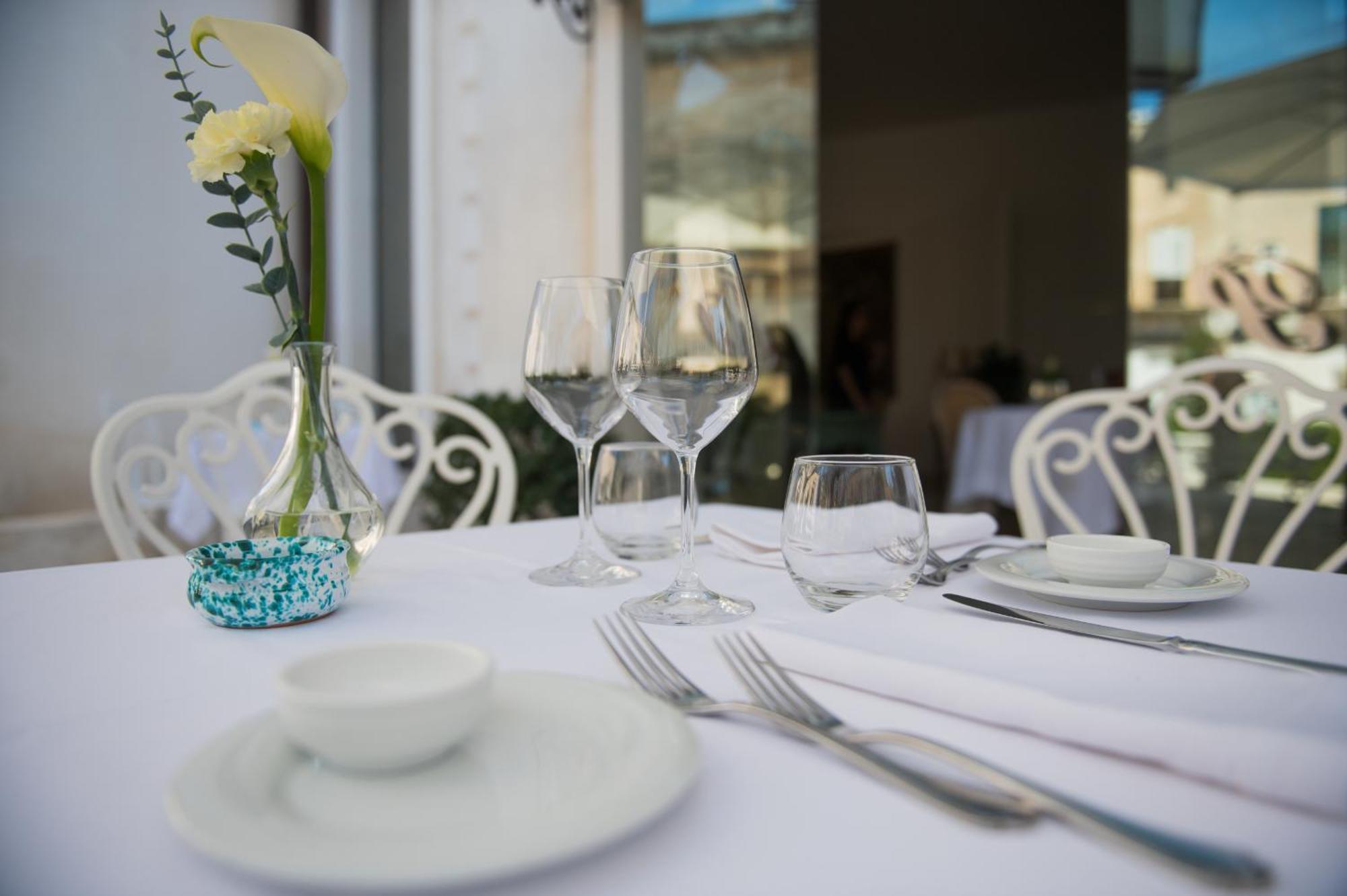 Ostuni Palace - Hotel Bistrot & Spa Exteriör bild