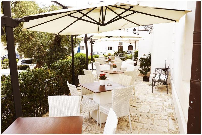Ostuni Palace - Hotel Bistrot & Spa Exteriör bild