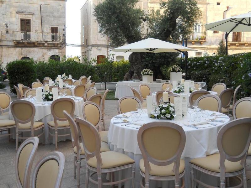 Ostuni Palace - Hotel Bistrot & Spa Exteriör bild